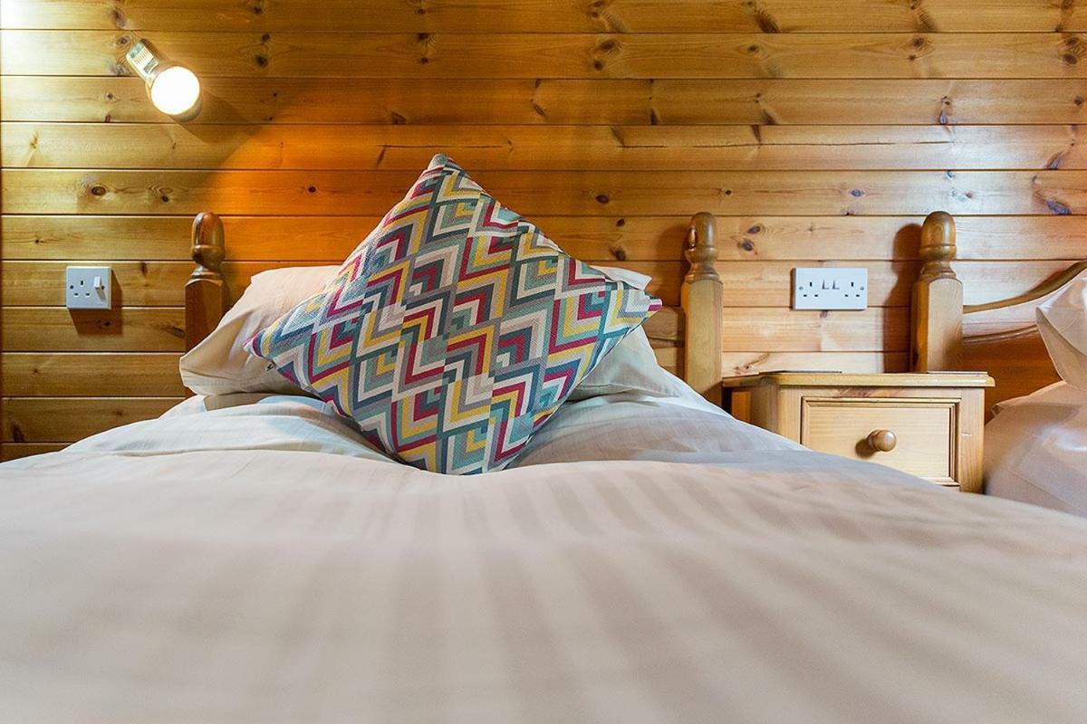 Lunga House Beach Lodges Craobh Haven Экстерьер фото